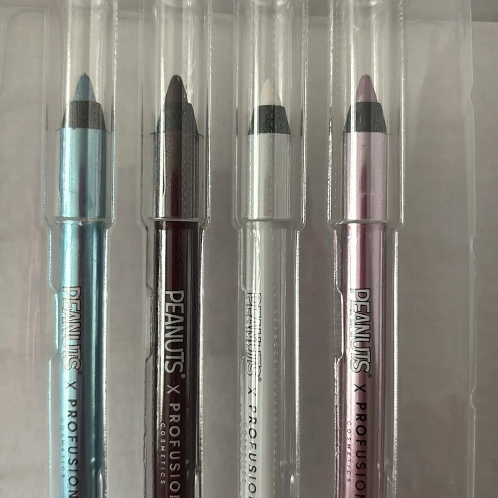 Profusion x Peanuts eyeliner set of 4 limited edition